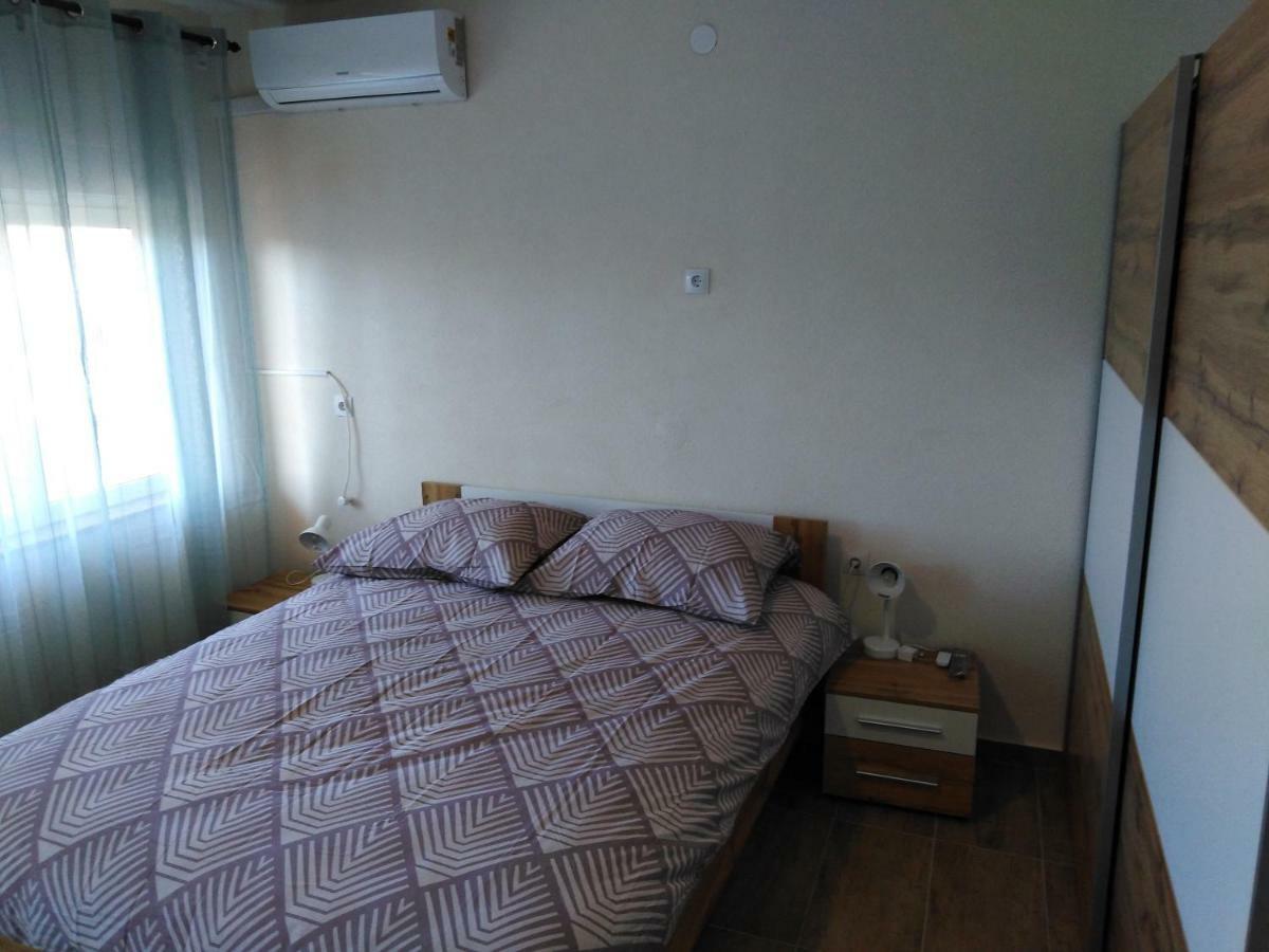 Apartments Nediljko & Mila Zadar Luaran gambar